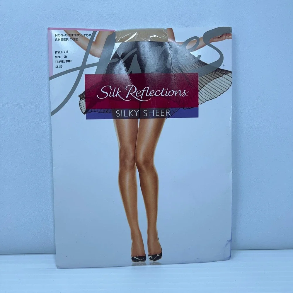 Hanes Womens Size CD Travel Buff Silk Reflections Silky Sheer Pantyhose 715